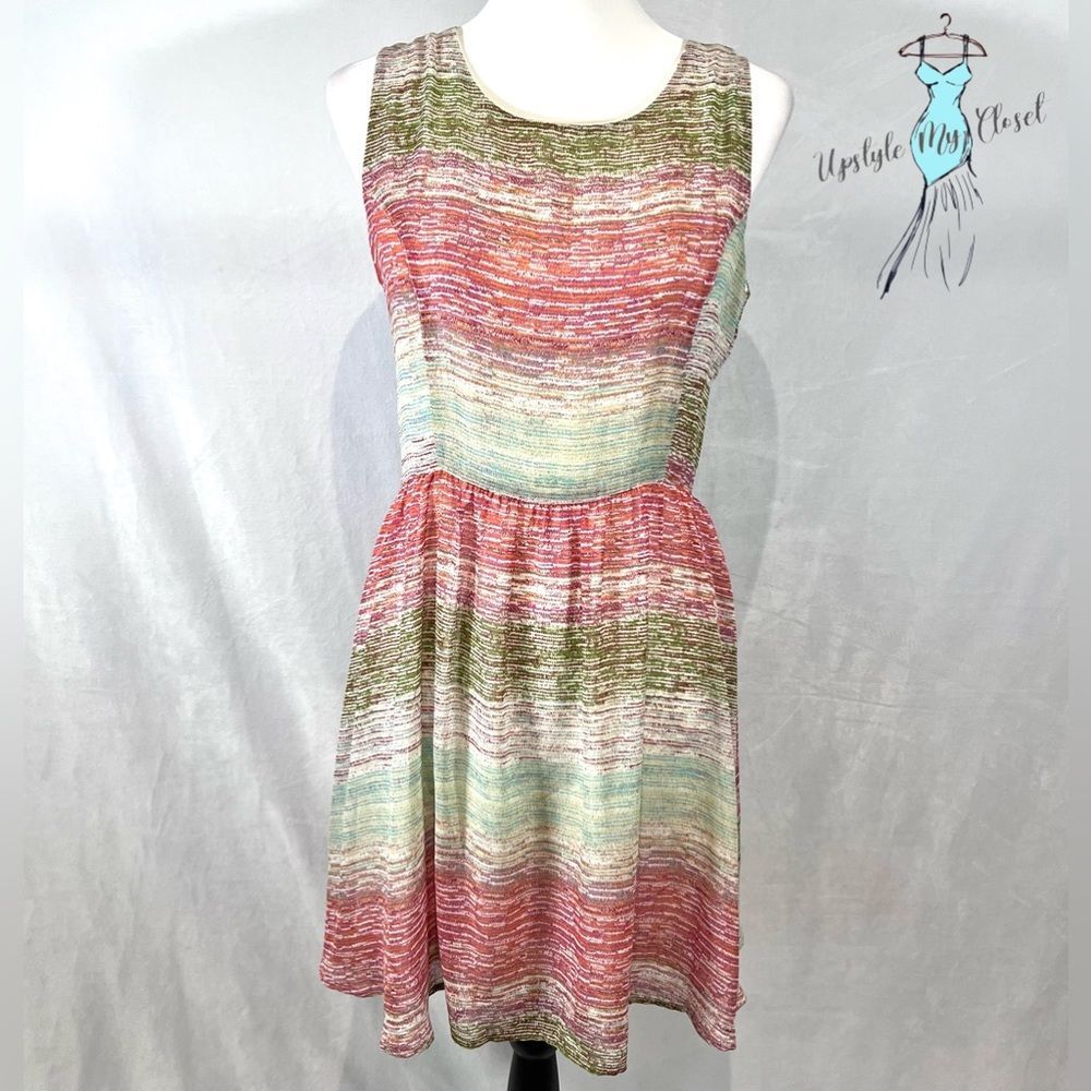 Beautiful shades abstract print light flowy dress size large